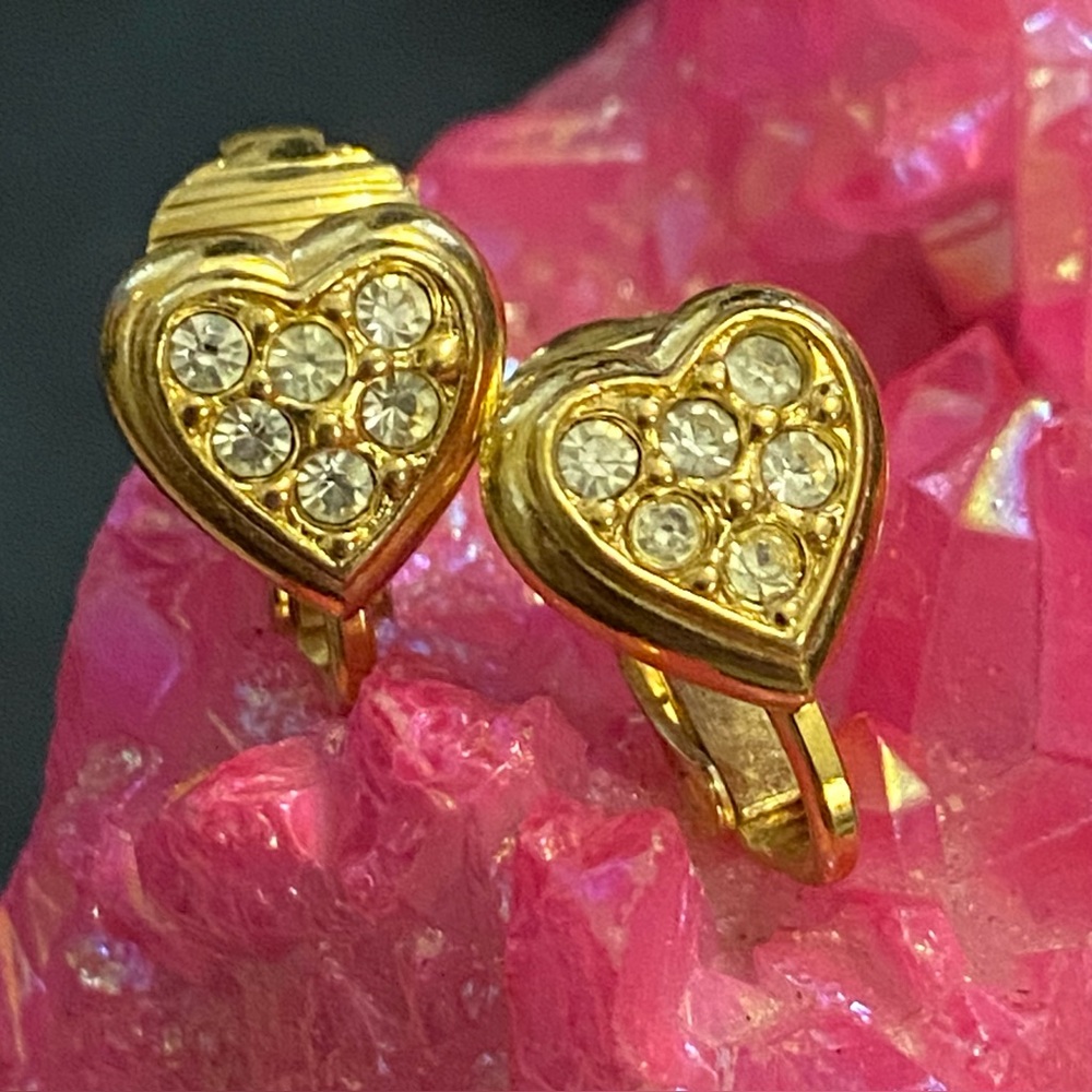 LAST CHANCE 🔥 Vintage Costume Rhinestone Heart Clip on Earrings #6930